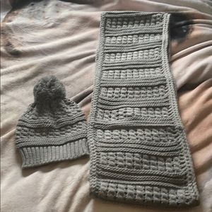 Matching hat and loop scarf!